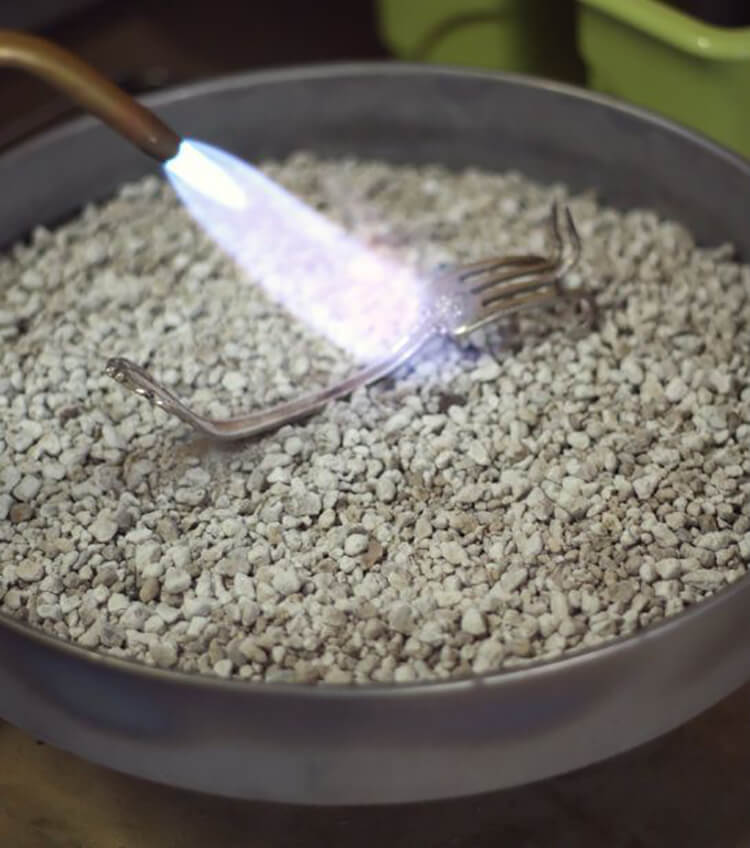 thử bằng lửa